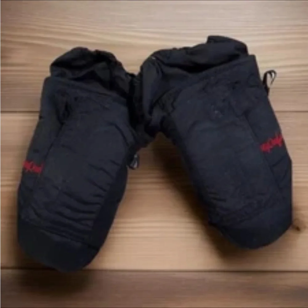 AUCLAIR Mittens Childs Unisex Black Adjustable 40 gm Insulation Ski/Snow Gloves